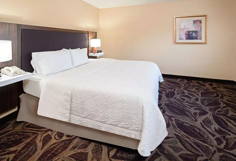 فندق Hampton Inn & Suites Bremerton