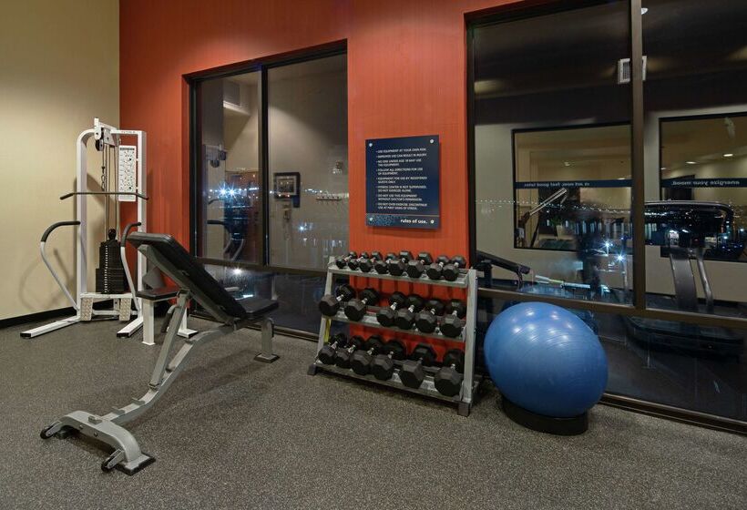 בית מלון כפרי Hampton Inn & Suites Bremerton