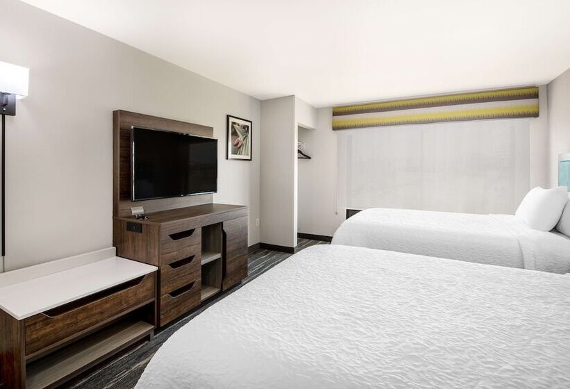 هتل Hampton Inn & Suites Las Vegas Henderson