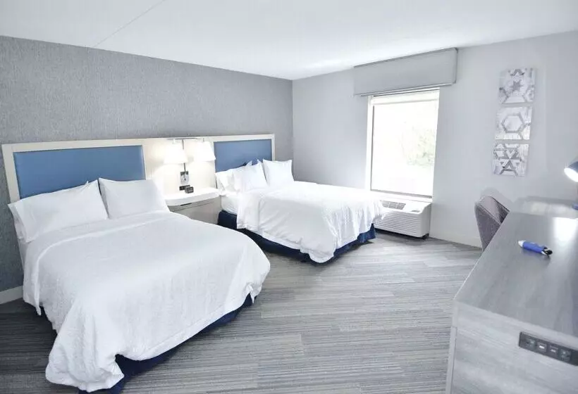 هتل Hampton Inn Auburn