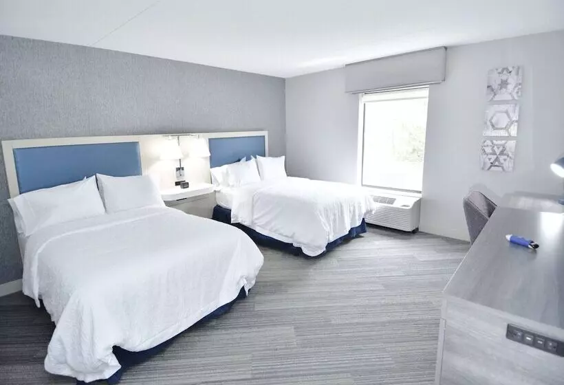 هتل Hampton Inn Auburn