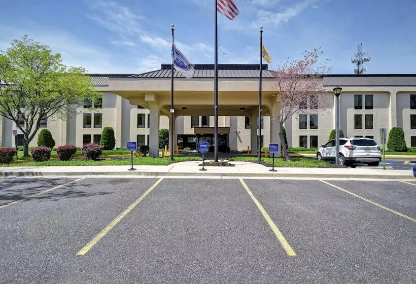 فندق Comfort Inn & Suites Mt. Holly   Westampton