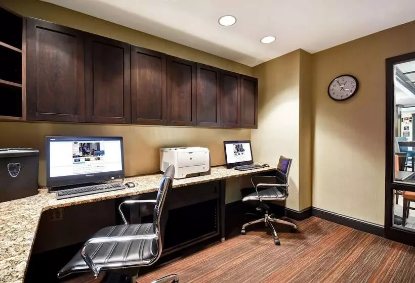 فندق Comfort Inn & Suites Mt. Holly   Westampton