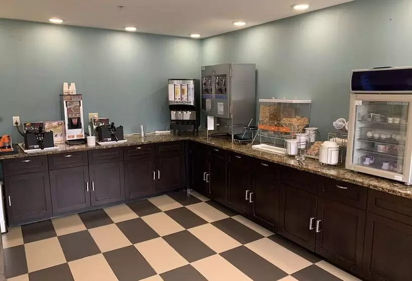 فندق Comfort Inn & Suites Mt. Holly   Westampton