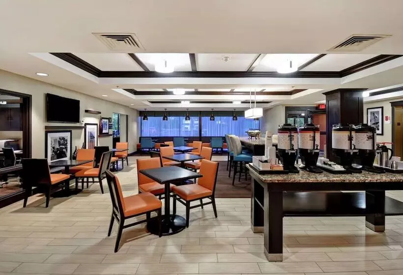 فندق Comfort Inn & Suites Mt. Holly   Westampton