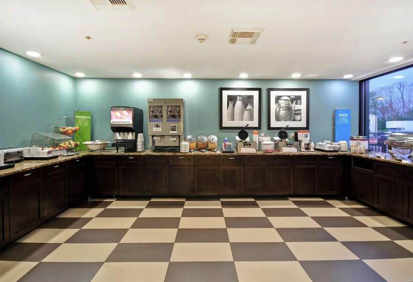 Отель Comfort Inn & Suites Mt. Holly   Westampton