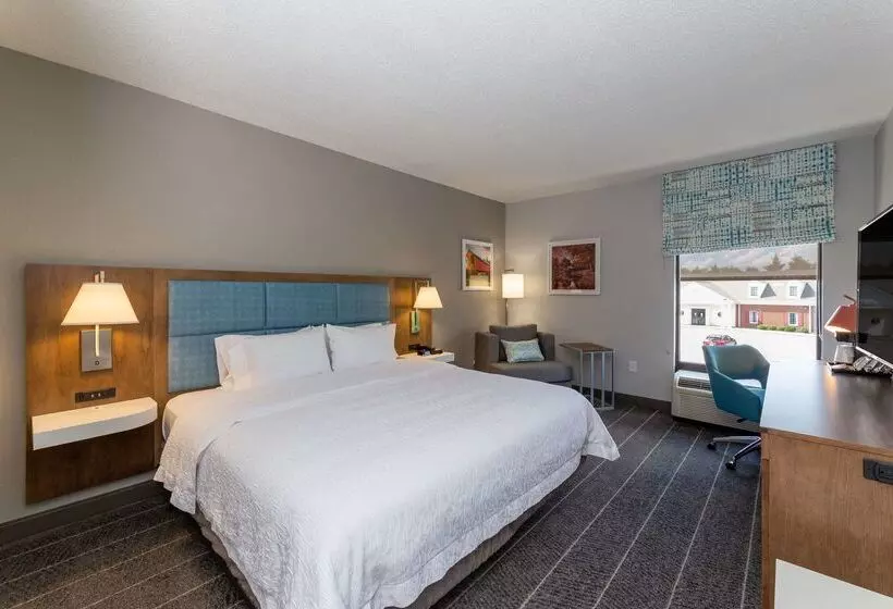 Отель Hampton Inn Christiansburg/blacksburg