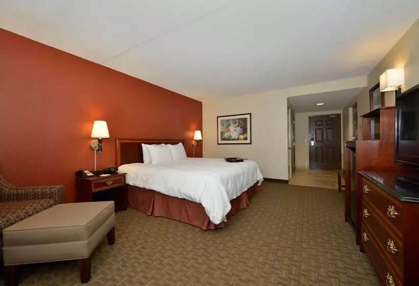 酒店 Hampton Inn East Aurora