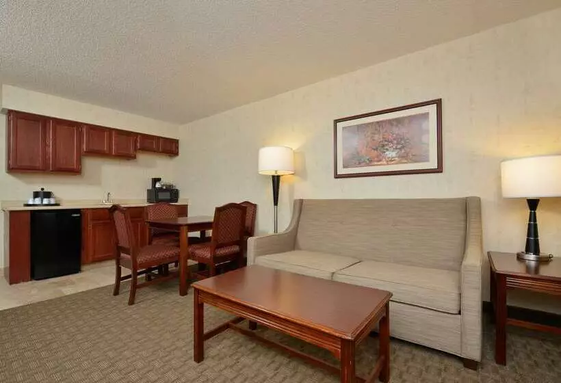 酒店 Hampton Inn East Aurora