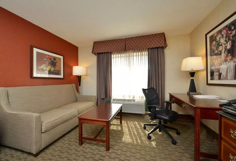 酒店 Hampton Inn East Aurora