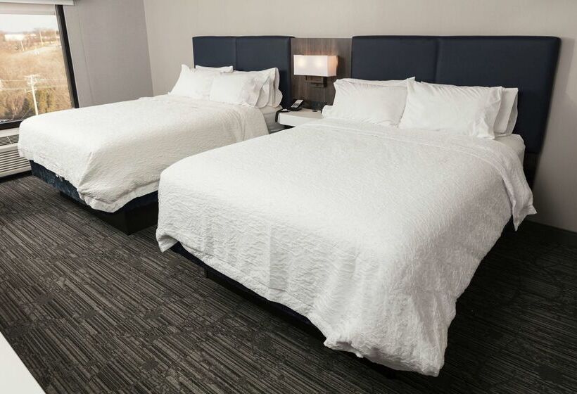 酒店 Hampton Inn Easton