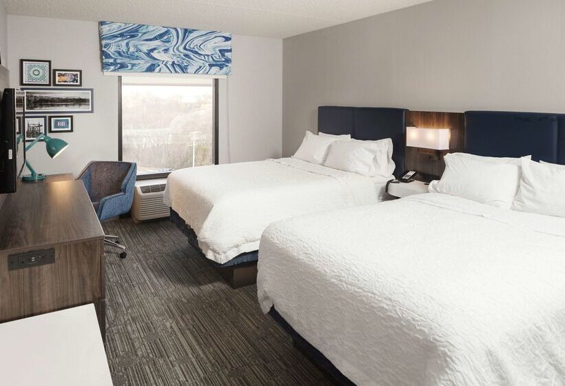 酒店 Hampton Inn Easton