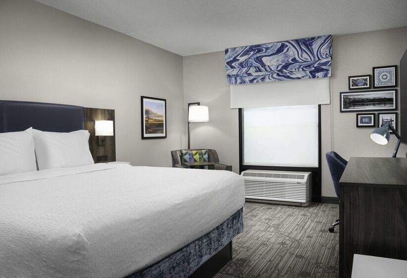 酒店 Hampton Inn Easton