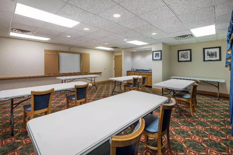 ホテル Hampton Inn Ft. Chiswell Max Meadows