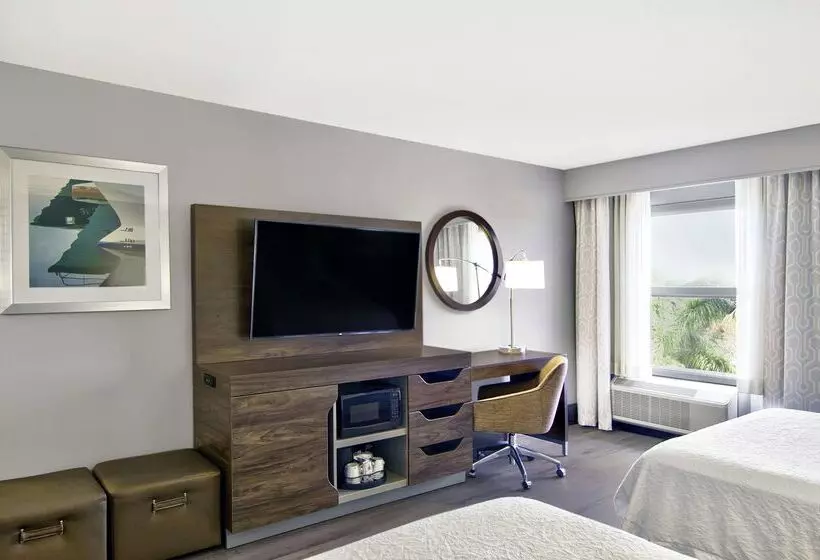 호텔 Hampton Inn Ft. Lauderdale Airport North Cruise Port