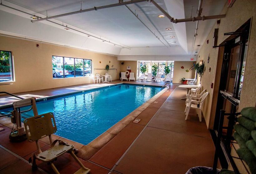 فندق Hampton Inn Groton