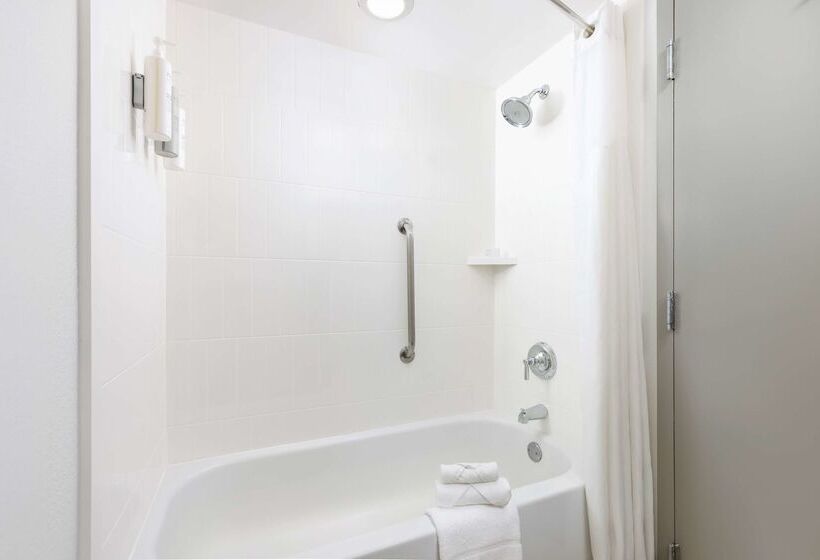 酒店 Hampton Inn Naples Central