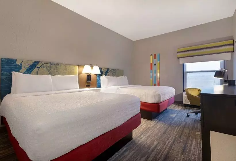 هتل Hampton Inn Natchitoches