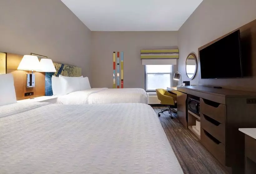 هتل Hampton Inn Natchitoches