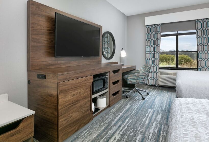 בית מלון כפרי Hampton Inn Santa Cruz