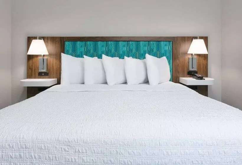 ホテル Hampton Inn Santa Cruz