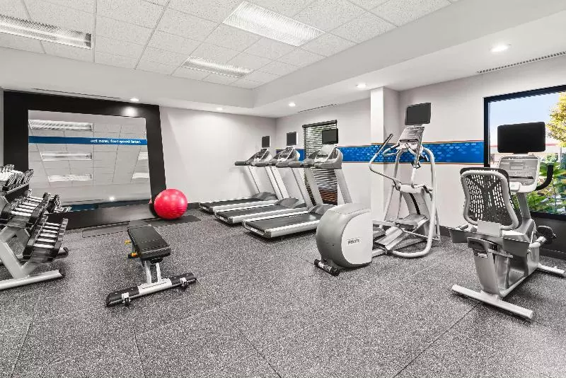 בית מלון כפרי Hampton Inn Seekonk