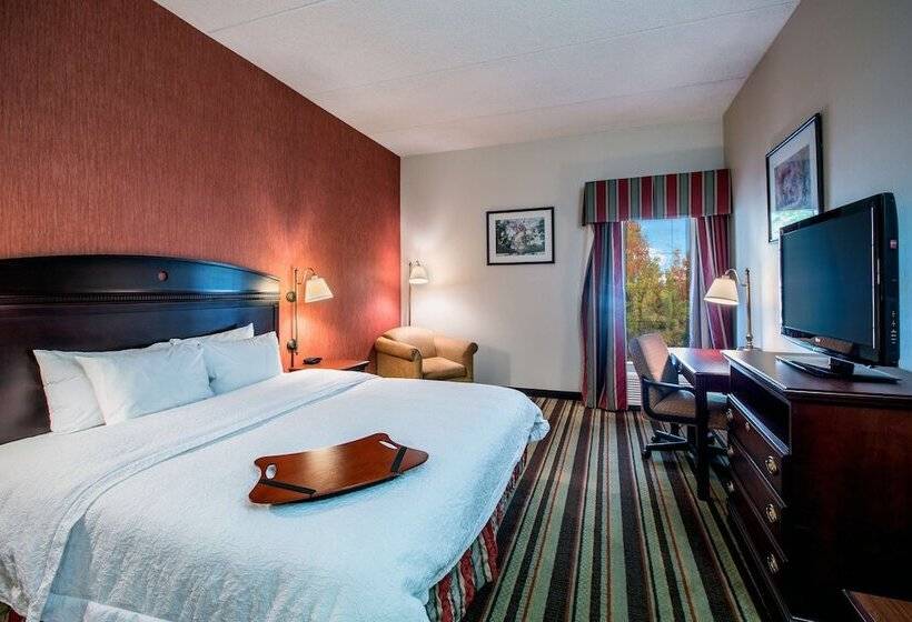 בית מלון כפרי Hampton Inn Sturbridge