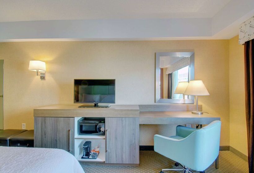 هتل Hampton Inn & Suites Boston Crosstown Center