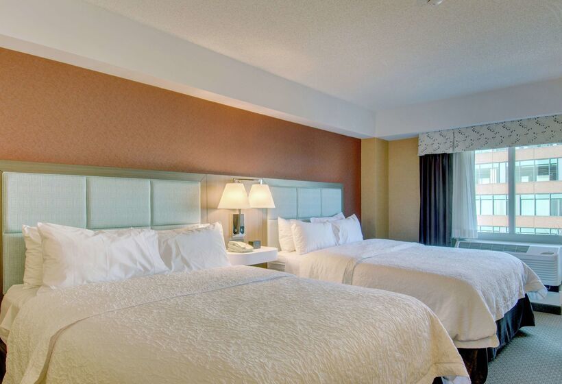 هتل Hampton Inn & Suites Boston Crosstown Center