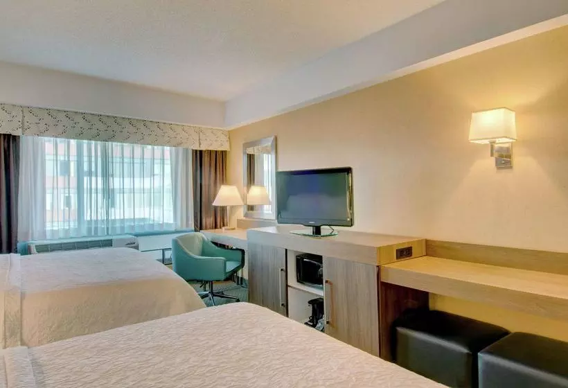 Otel Hampton Inn & Suites Boston Crosstown Center