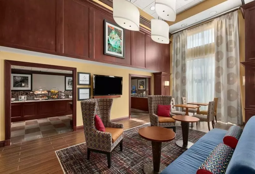 호텔 Hampton Inn & Suites Clevelandbeachwood