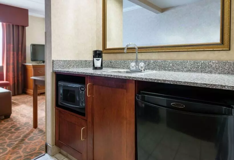 호텔 Hampton Inn & Suites Clevelandbeachwood