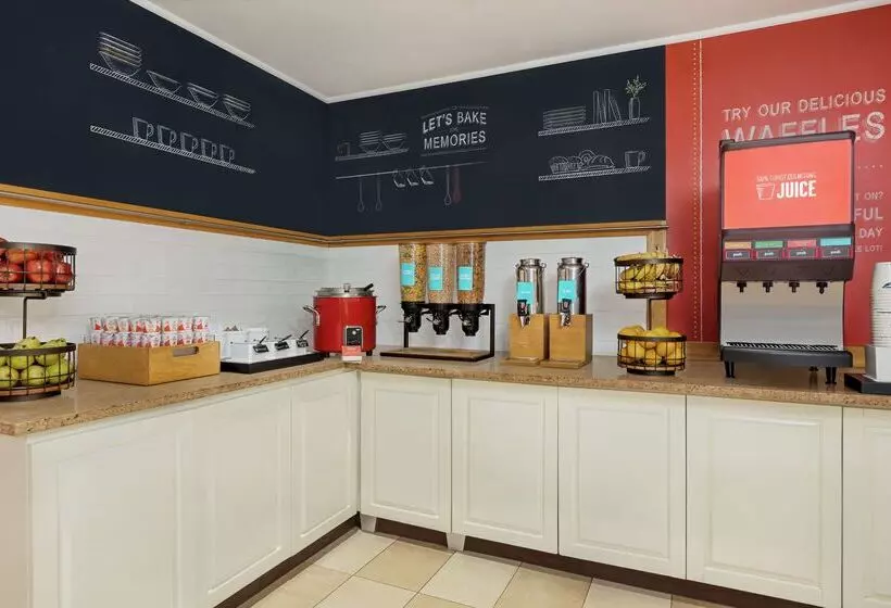 ホテル Hampton Inn & Suites Outer Banks/ Corolla