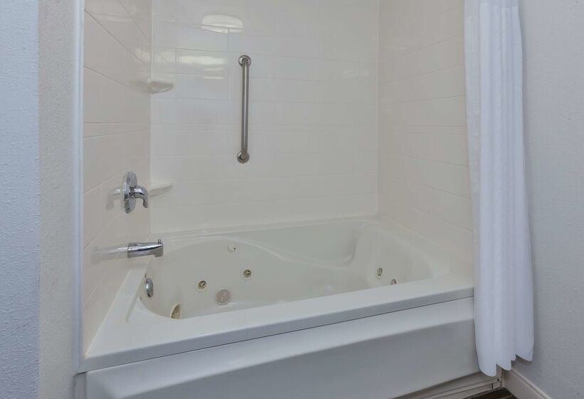 فندق Hampton Inn Waterbury