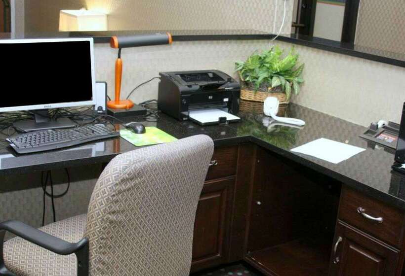 فندق Hampton Inn Williamston