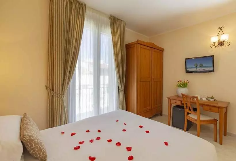 בית מלון כפרי Mira Spiaggia