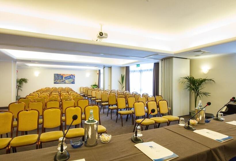 Park Hotel Ai Pini & Restaurant Ai Pini