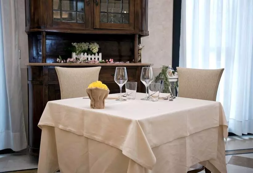 Park Hotel Ai Pini & Restaurant Ai Pini