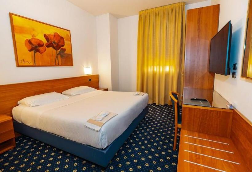 בית מלון כפרי Prealpi