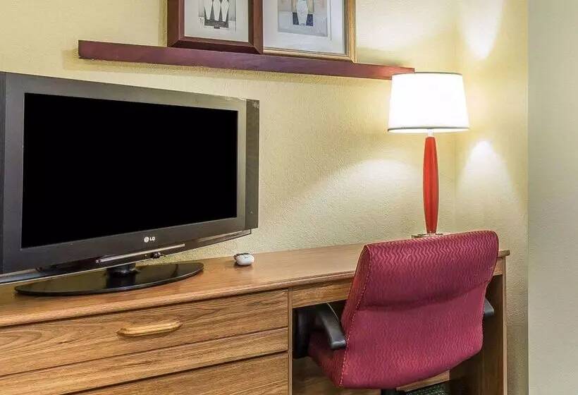 هتل Suburban Studios Fort Myers Cape Coral