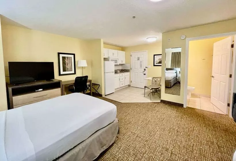 هتل Suburban Studios Fort Myers Cape Coral