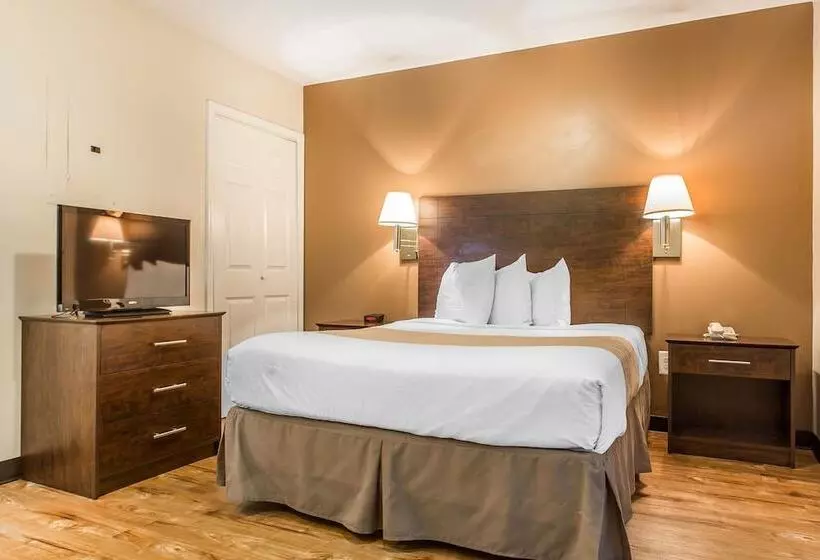 酒店 Suburban Studios Near University Of North Carolinacharlotte