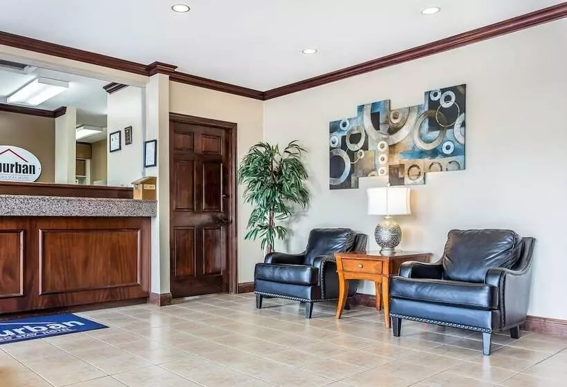 酒店 Suburban Studios Near University Of North Carolinacharlotte