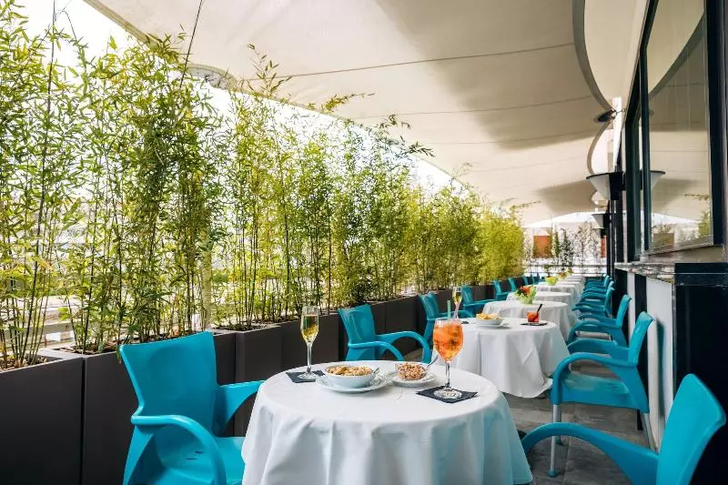 Hotel Waldorf Palace