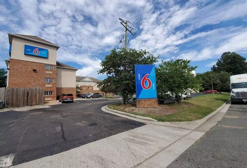 Motel 6 Richmond