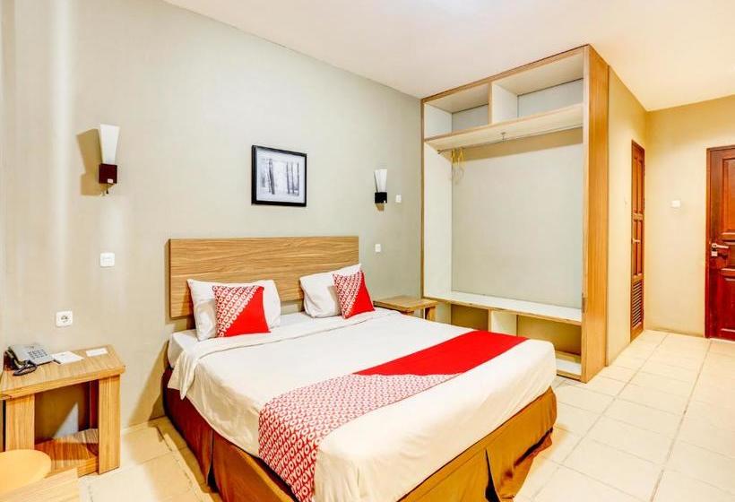 호텔 Oyo 90027 Ulin Guesthouse