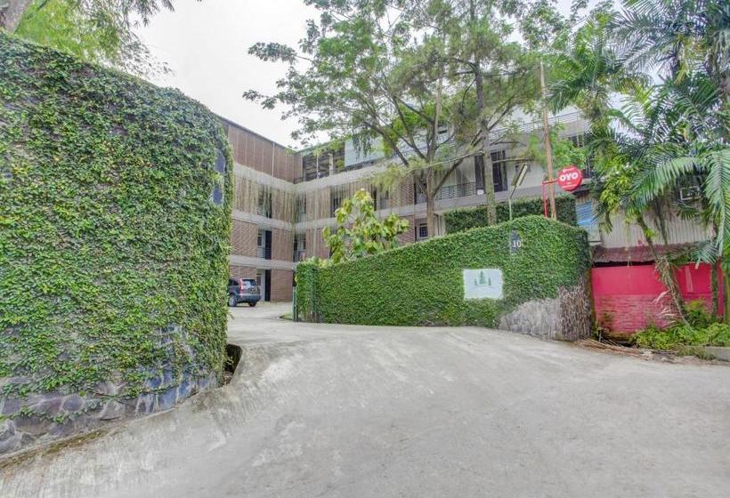 호텔 Oyo 90027 Ulin Guesthouse