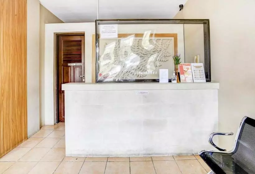 ホテル Oyo 90027 Ulin Guesthouse