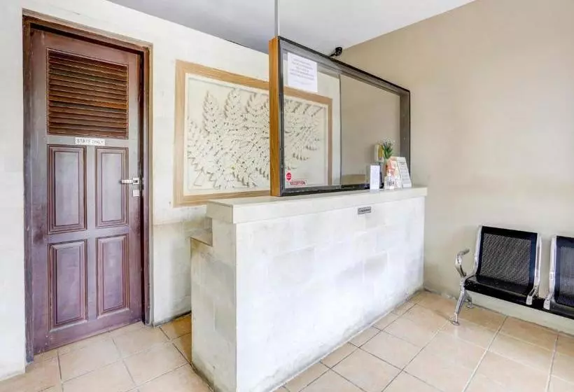 ホテル Oyo 90027 Ulin Guesthouse
