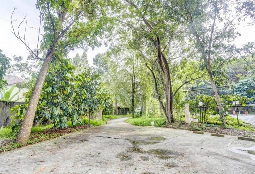 호텔 Oyo 90027 Ulin Guesthouse